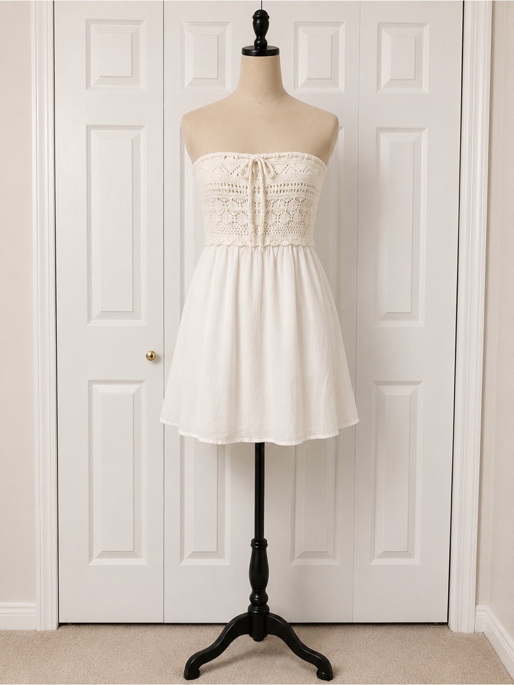 NWT Hollister Strapless Mini Dress